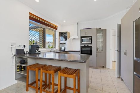 Photo of property in 7 Parkwood Place, Papamoa Beach, Papamoa, 3118