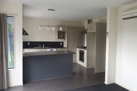 Photo of property in 2 Little Oaks Drive, Yaldhurst, Christchurch, 8042