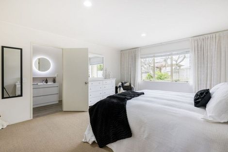 Photo of property in 86a Moore Street, Leamington, Cambridge, 3432