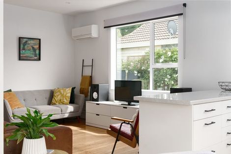 Photo of property in 215 Waimea Terrace, Beckenham, Christchurch, 8023