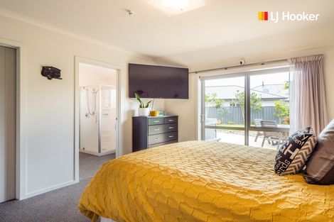 Photo of property in 22 William James Close, Mosgiel, 9024