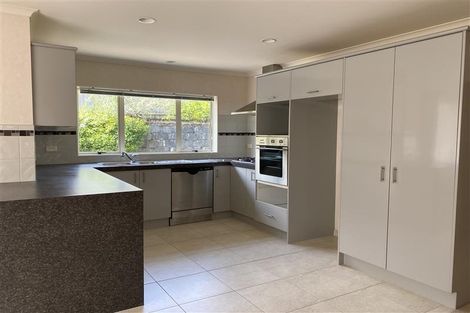 Photo of property in 22 Maybole Drive, Flat Bush, Auckland, 2016