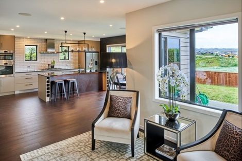 Photo of property in 101 Aotea Drive, Aotea, Porirua, 5024