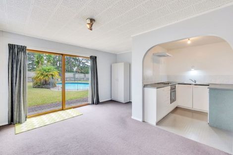 Photo of property in 298 Royal Road, Massey, Auckland, 0614