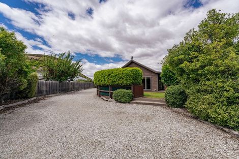 Photo of property in 89 Rob Roy Lane, Wanaka, 9305