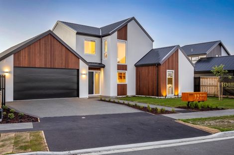 Photo of property in 12 Perehia Mews, Marshland, Christchurch, 8083