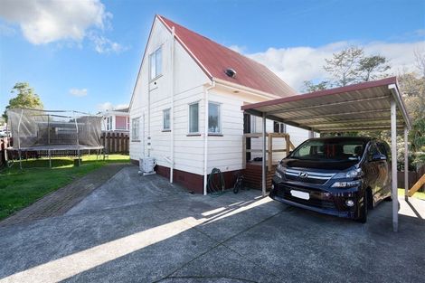Photo of property in 68 Helena Street, Massey, Auckland, 0614