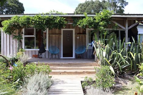 Photo of property in 1653 Mokau Road, Uruti, Urenui, 4379