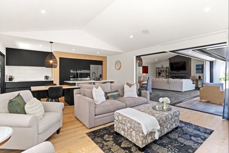 Photo of property in 87 Wingatui Road, Mosgiel, 9024