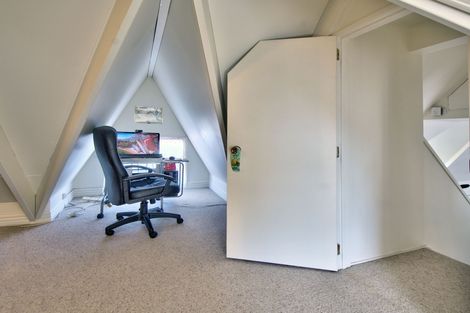 Photo of property in 45a Beaubank Road, Kelston, Auckland, 0602