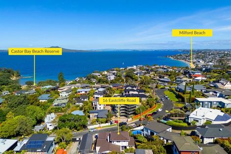 Photo of property in 16 Eastcliffe Road, Castor Bay, Auckland, 0620