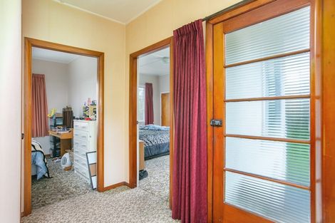 Photo of property in 28 Lansdowne Crescent, Lansdowne, Masterton, 5810