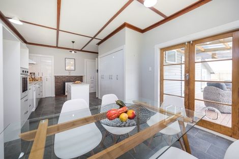 Photo of property in 60 Haydon Street, Roslyn, Palmerston North, 4414