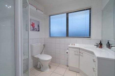 Photo of property in 19a Huia Street, Waikanae, 5036