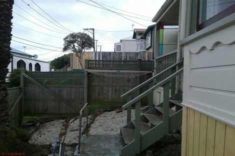 Photo of property in 6-10 Mudges Terrace, Newtown, Wellington, 6021
