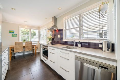 Photo of property in 11 Byron Street, Trentham, Upper Hutt, 5018