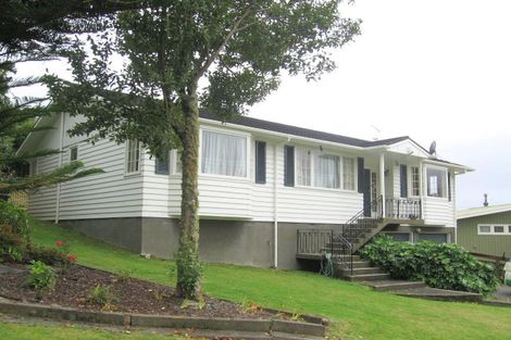 Photo of property in 20 Sunrise Boulevard, Tawa, Wellington, 5028