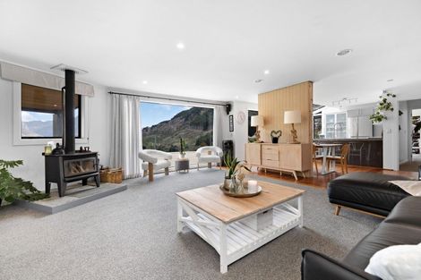 Photo of property in 214 Fernhill Road, Sunshine Bay, Queenstown, 9300