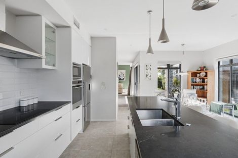Photo of property in 37 Coast Boulevard, Papamoa Beach, Papamoa, 3118