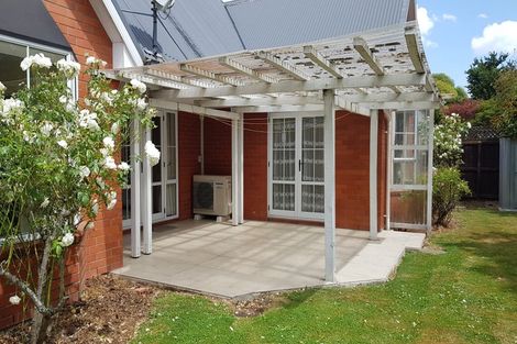Photo of property in 6 Brookford Place, Westmorland, Christchurch, 8025