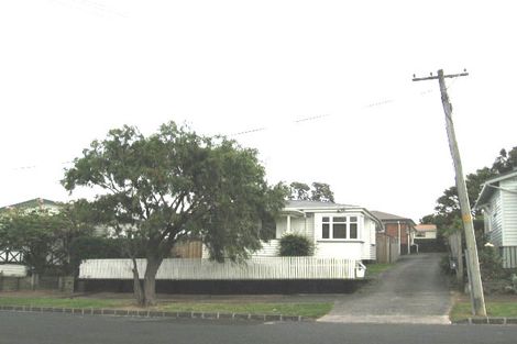 Photo of property in 23 Montrose Street, Point Chevalier, Auckland, 1022