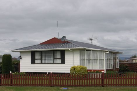 Photo of property in 53 Herrington Street, Foxton, 4814