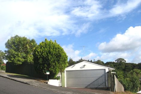 Photo of property in 14 Mcdowell Crescent, Hillcrest, Auckland, 0627