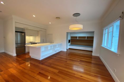 Photo of property in 7 Cuba Street, Petone, Lower Hutt, 5012