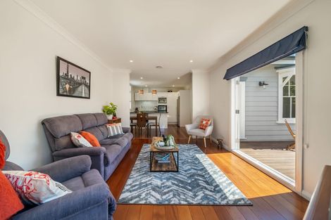 Photo of property in 27a Liverpool Street, Trentham, Upper Hutt, 5018