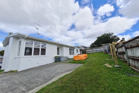 Photo of property in 1/135 Nile Road, Milford, Auckland, 0620