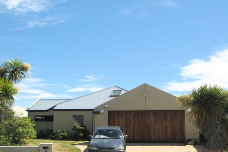 Photo of property in 11 Evenwood Place, Waimairi Beach, Christchurch, 8083