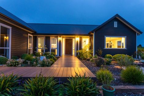 Photo of property in 143b Smith Road, Dannevirke, 4978