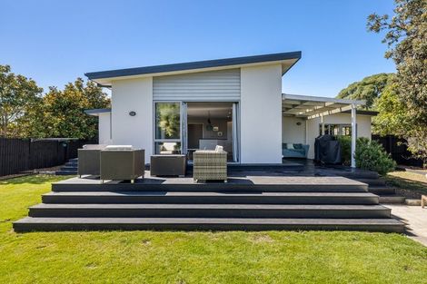 Photo of property in 108 Bridge Street, New Brighton, Christchurch, 8061