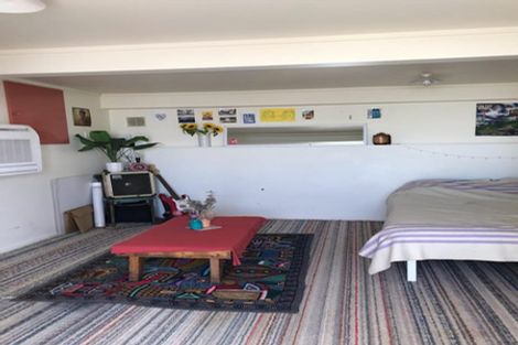 Photo of property in 9 Lerwick Terrace, Melrose, Wellington, 6023