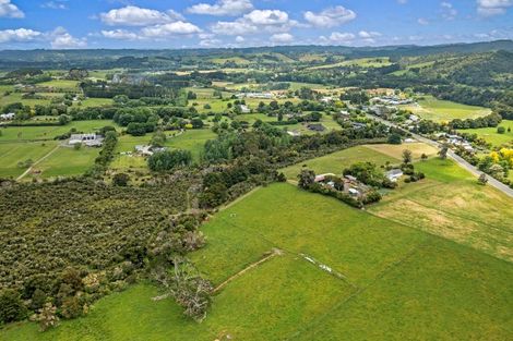 Photo of property in 867 Kahikatea Flat Road, Waitoki, Kaukapakapa, 0871