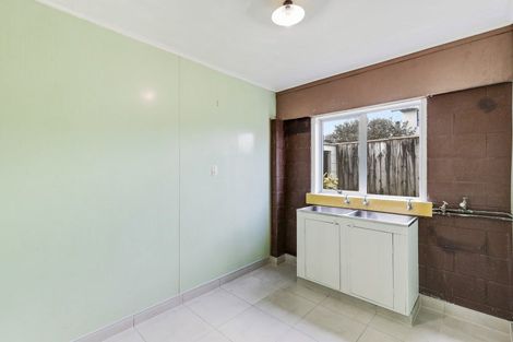 Photo of property in 164a Tukapa Street, Westown, New Plymouth, 4310