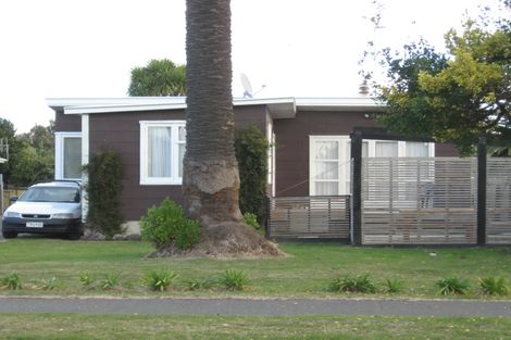 Photo of property in 76 Douglas Mclean Avenue, Marewa, Napier, 4110