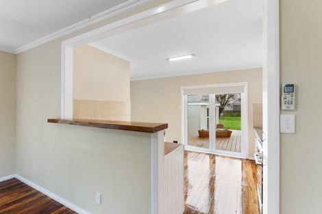 Photo of property in 30 Tararua Street, Pahiatua, 4910