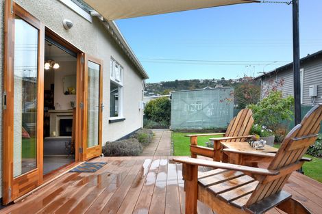 Photo of property in 3 West Avenue, Saint Clair, Dunedin, 9012