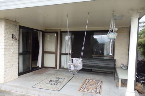 Photo of property in 66 Byron Street, Leamington, Cambridge, 3432