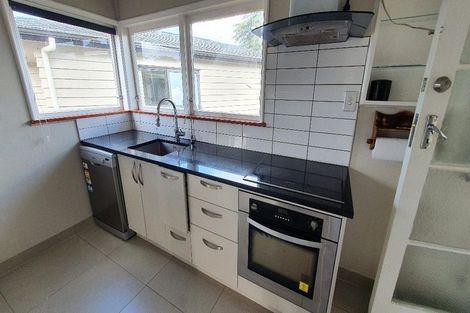 Photo of property in 1 Chippendale Crescent, Birkdale, Auckland, 0626