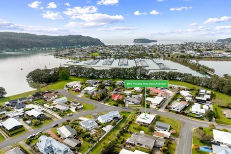 Photo of property in 104 Moana Anu Anu Avenue, Whangamata, 3620