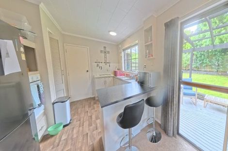 Photo of property in 35 Waitawa Place, Lynmore, Rotorua, 3010