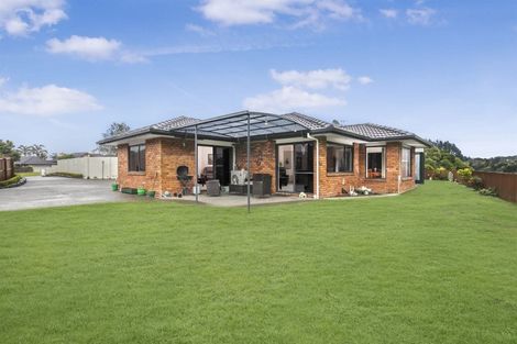 Photo of property in 7 Lough Bourne Drive, Pukekohe, 2120