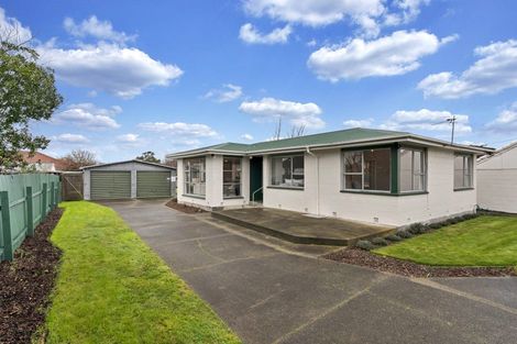Photo of property in 76a Englefield Road, Northwood, Christchurch, 8051