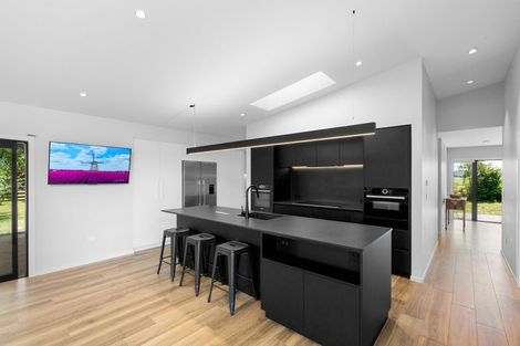 Photo of property in 324 Kimberley Road, Levin, 5571