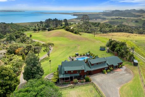 Photo of property in 357 Mclachlan Road, Kaukapakapa, Warkworth, 0984