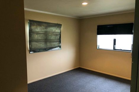 Photo of property in 39 Makora Road, Massey, Auckland, 0614