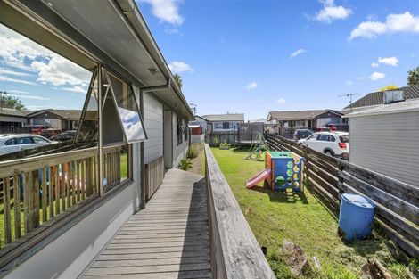 Photo of property in 25 Ferndown Avenue, Papatoetoe, Auckland, 2025