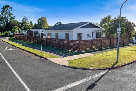 Photo of property in 22 Olivia Street, Stratford, 4332